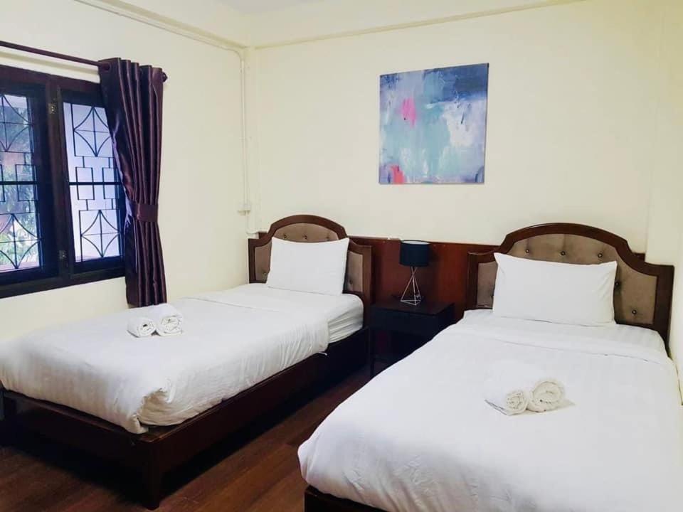 Punyin Hotel Inthanon -ปั้นหยิ่น โฮเทล Chom Thong Exterior foto